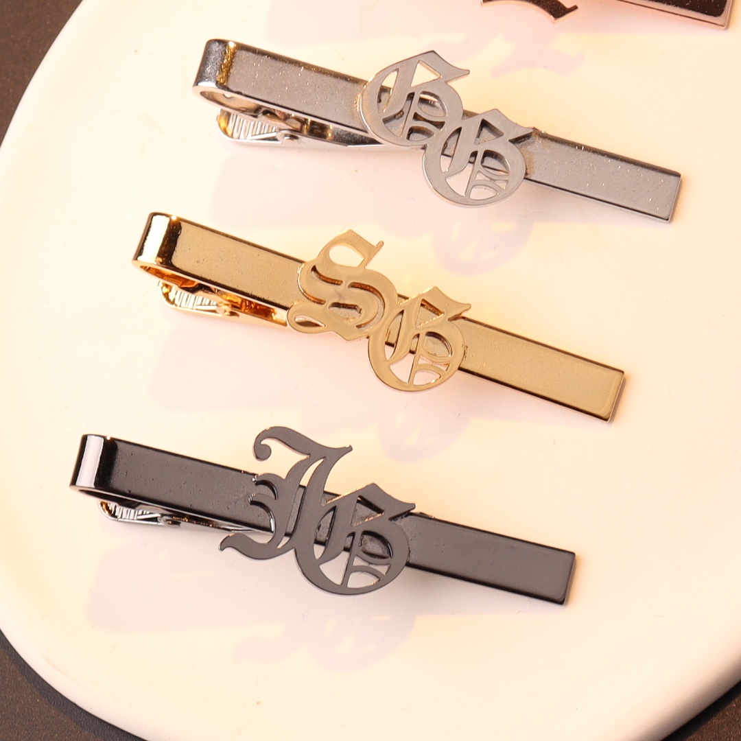Tie Clip Silver - Spinka do krawata z inicjałami dla