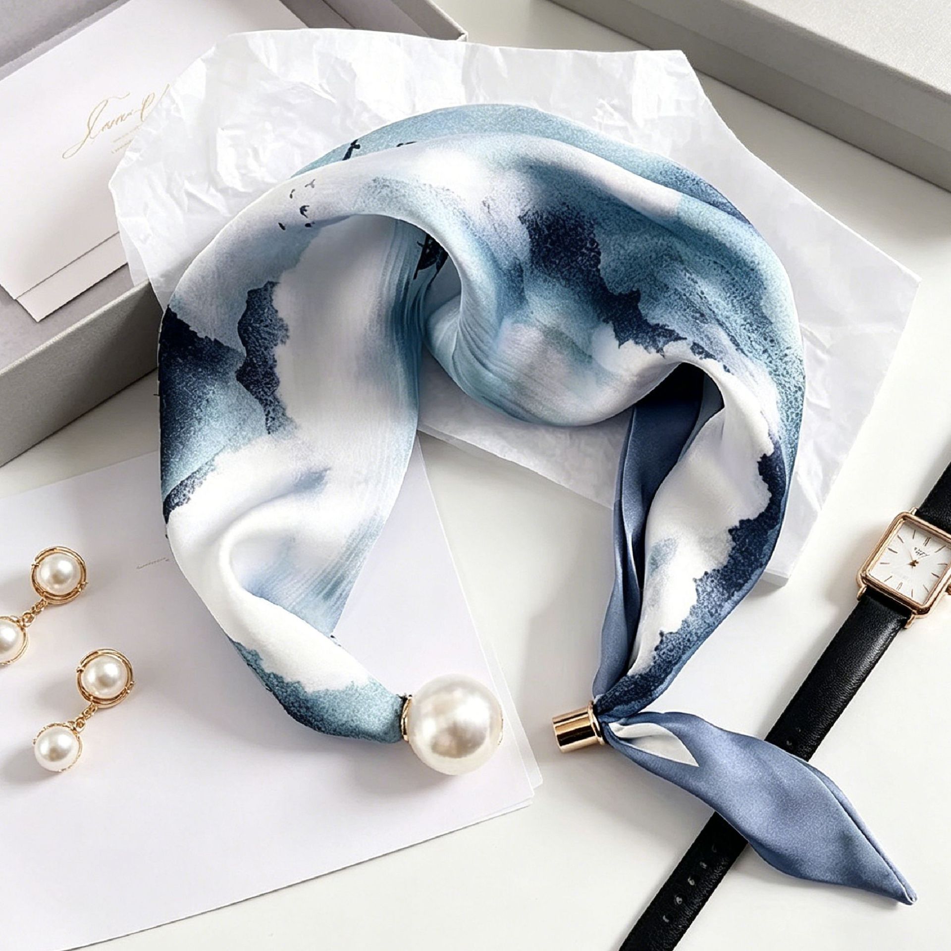 Nowe szale damskie z nadrukiem – Ascot Neck Scarf recenzja i cena