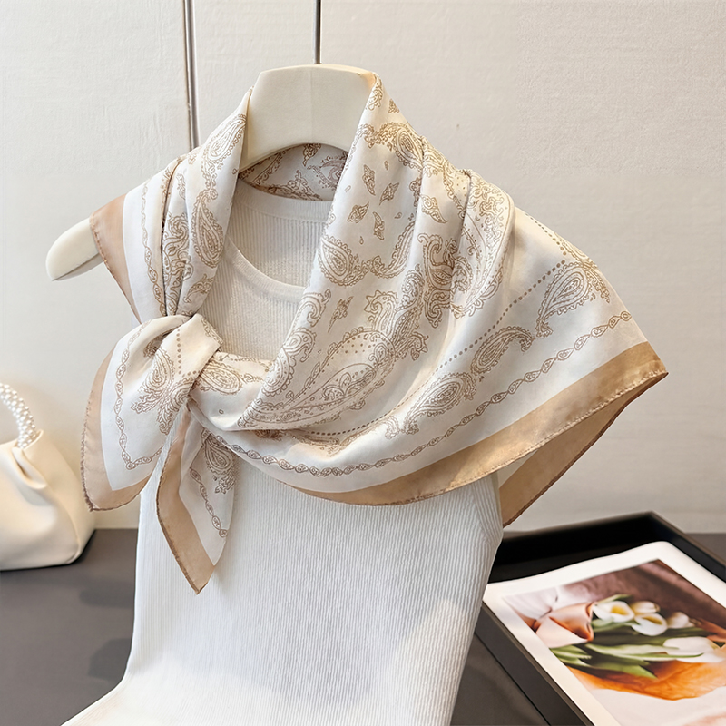 Vintage Beżowa Apaszka Kwadrat – Ascot Neck Scarf recenzja i cena