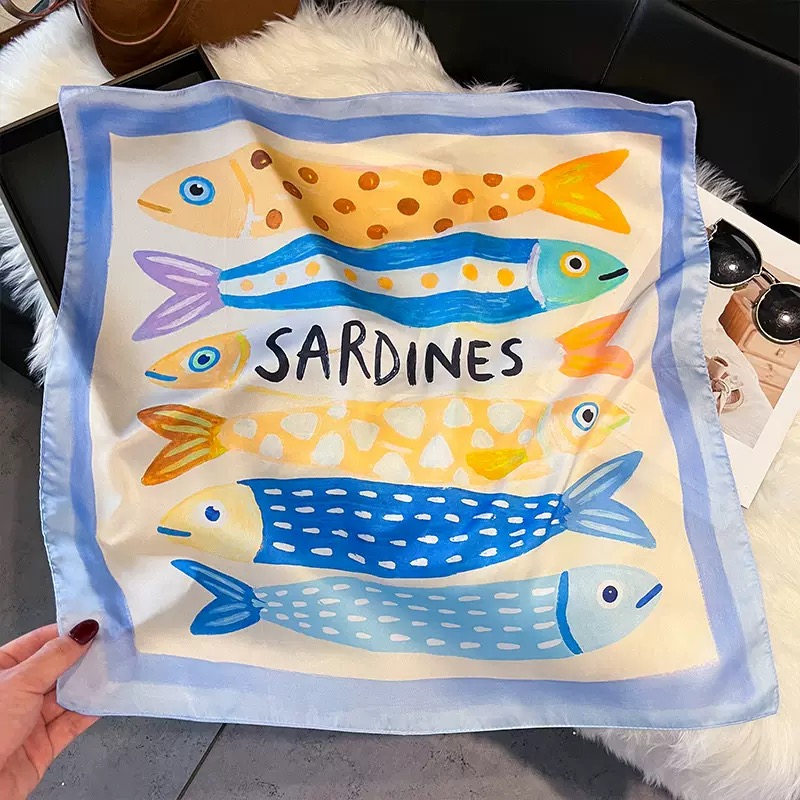 Kwadratowe jedwabne apaszki da – Silk Neck Scarf recenzja i cena